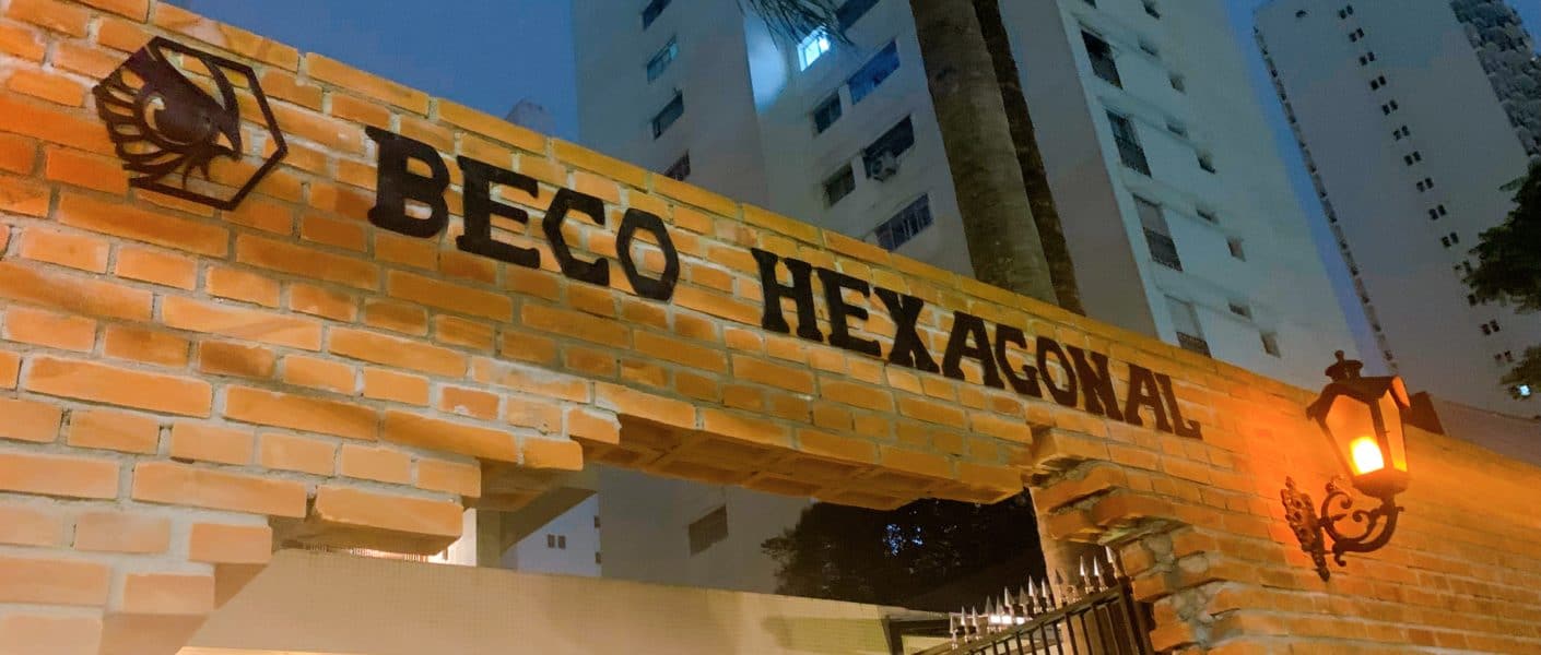 Beco Hexagonal entrada