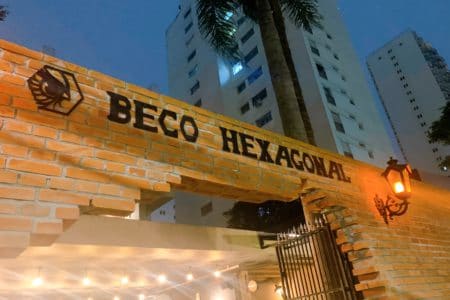 Beco Hexagonal entrada