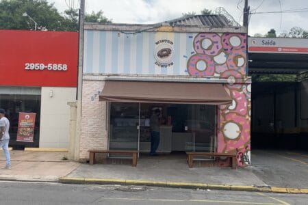 Mister Donuts entrada