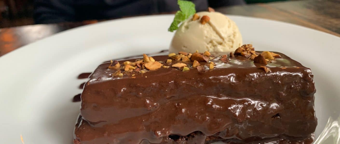 Sobremesa do restaurante Casa Europa: bolo de chocolate